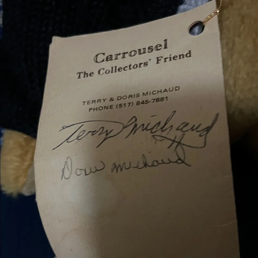 *Signed with Tag* The Carrousel Museum Collection “The Professor” Bear - Picture 5 of 8